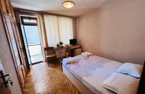 Nessebar New Town House | Несебър, Къща със стаи под наем с баня, тоалетна и тераса Само на 400метра от двата плажа в Несебър