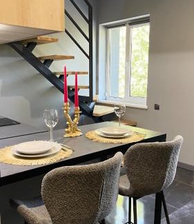 Chernovtsy Apartment | Просторий апартамент для 3 осіб N3