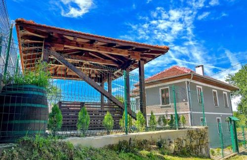 Elena House | Ралчевата къща