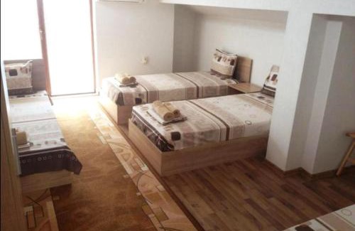 Karlovo House | Роден Край Homeland