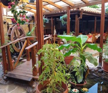 Old Town Hotel | Семеен Хотел Апарт