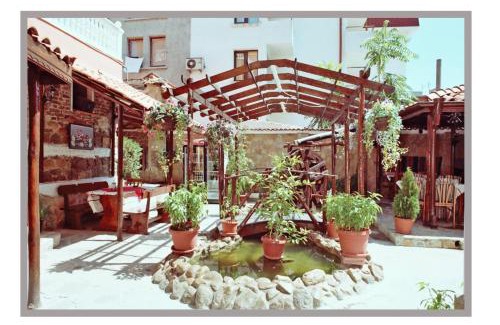 Old Town Hotel | Семеен Хотел Апарт