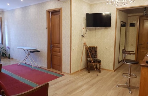 Saburtalo House | Семейная гостиница, в городе тбилиси, грузия, от центра 10 минут ходьбы
