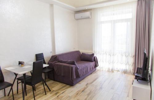 Batumi Apartment | Семейный уют