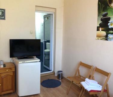 Yambol House | стаи за гости Контраст