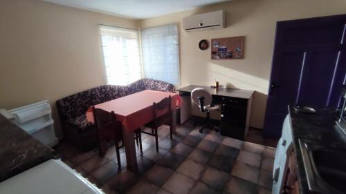 Rosno Apartment | Стаи за гости Роса