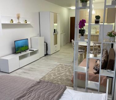 Yurta Apartment | Студія в комплексі Морський Фар