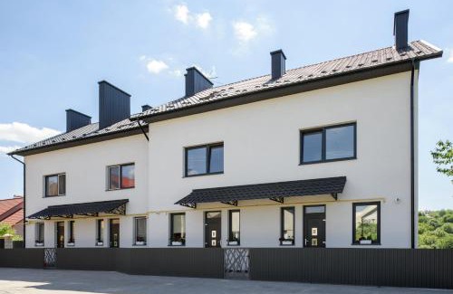 Chernovtsy Villa | Таун Тераса 2 поверхи by Willox