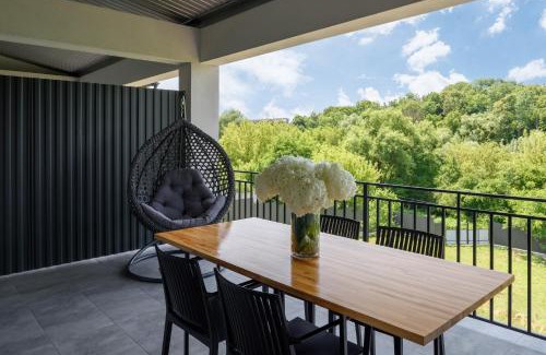 Chernovtsy Villa | Таун Тераса 2 поверхи by Willox