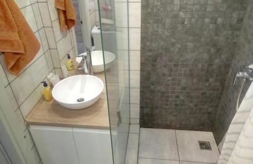 Dnipro Apartment | Тихий lux, левый берег, Караван