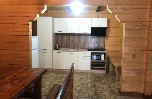 Yablunytsya House | Трембіта котедж