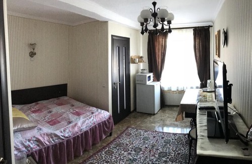 Truskavets House | Уютная вилла в центре Трускавца, номера с кухнями.