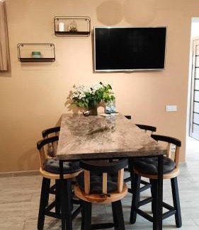 Uman Apartment | "У нас світло є завжди" Апартаменти поруч із Софіївським парком Dolce Vita ,