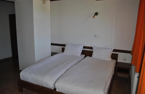 Rakitovo Hotel | Хотел Планински кът
