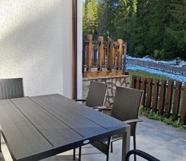 Stoykite Villa | Четири сезона 12