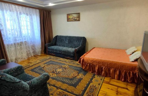 Zaporozhye Apartment | Чистая уютная квартира в самом центре города на Бульваре Центральном