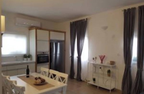 Bene Beraq Villa | אבני החושן- Avnei Hoshen - One-Bedroom Apartment