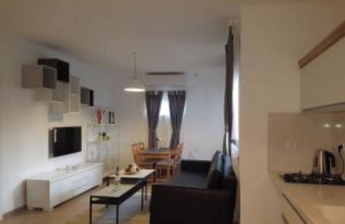 Bene Beraq Villa | אבני החושן- Avnei Hoshen - One-Bedroom Apartment