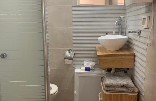 Bene Beraq Apartment | בנתיים