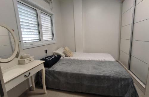 Bene Beraq Apartment | דירה במרכז