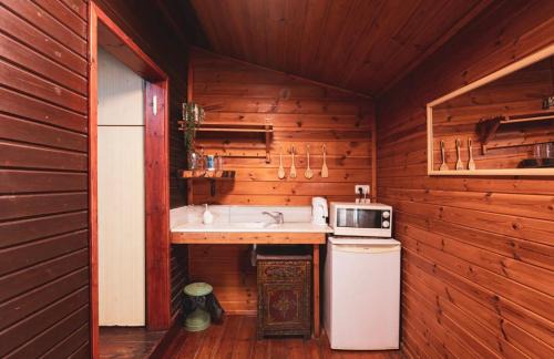 Hazon Cabin | החזון של עדן