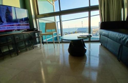 Herzliya Pituach Hotel | מלון אוקיינוס במרינה שני חדרי שינה