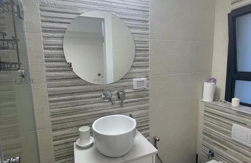 Jerusalem Apartment | מענה שמחה רוממה ירושלים דירת אירוח