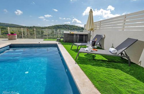 Gornot HaGalil Bed & Breakfast | סוויטות Sol - סוויטות מהממות בגליל עם בריכה וג'קוזי במתחם