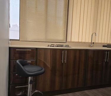 Al Jubail Apartment | استديو الرقاب الاول للشقق المخدومه