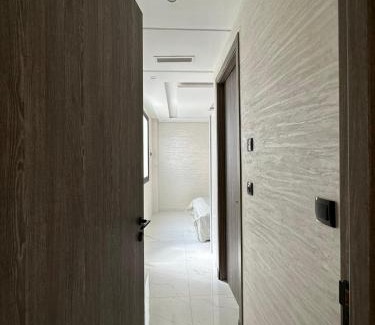 Hay Al Matar Apartment | اقامة الانوار