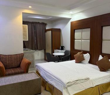 Haradh Apartment | الاتحاد الذهبية للشقق المخدومة حرض