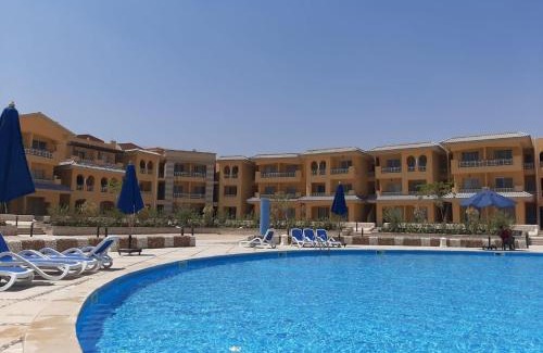 Ras Sudar Apartment | بورتو السخنه الكاربيان العاب مائيه - عائلات فقط