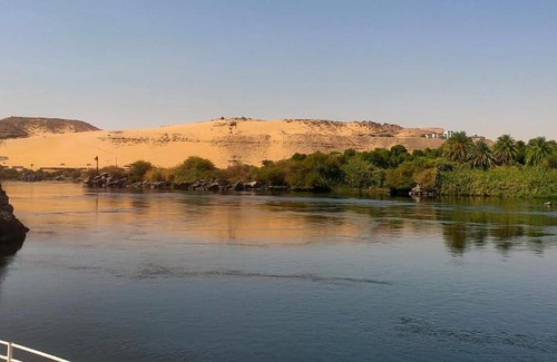 Ash-Sharabiyah Boat Rental | جزيره سهيل