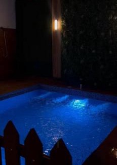 Buraydah Ski Chalet | شالية بمسبح وغرفة نوم سانسا