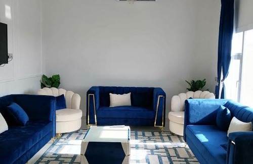 Ash Sharqiyah South Governorate Ski Chalet | شاليه الرويس