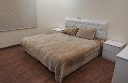 Unaizah Ski Chalet | شاليه الوردة البيضاء