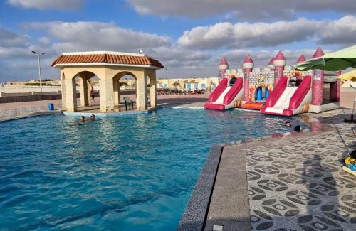 Borg el Arab Resort | شاليه غرفة وصالة يري البحر