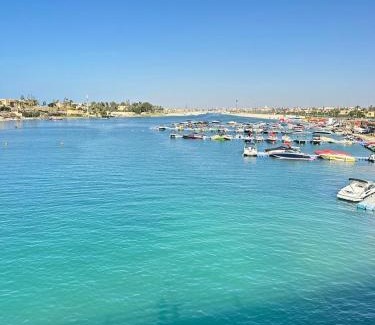 Shurtah al-Dakhlah Villa | شاليه للايجار في مارينا 5 العلمين كود 0ع