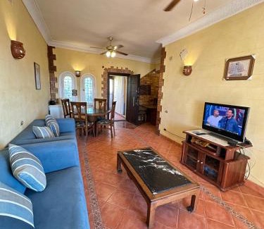 Shurtah al-Dakhlah Villa | شاليه للايجار في مارينا اول صف على البحيرة كود 11