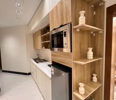 Mizail Apartment | شقة بتصميم انيق ودخول ذاتي ج