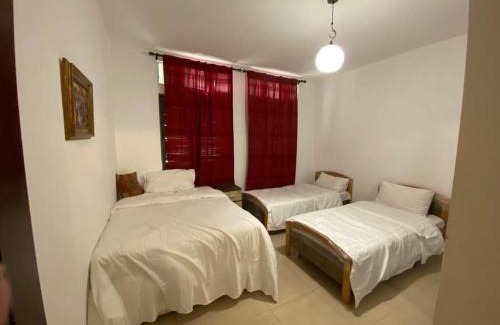 Aqaba Apartment | شقة مطلة على بركة سباحه