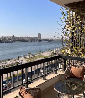 Downtown Cairo Apartment | شقة مطلة على ممشى اهل مصر