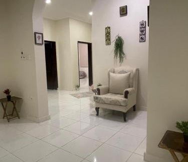 Al Wajh Apartment | شقة مفروشة حي الصفا