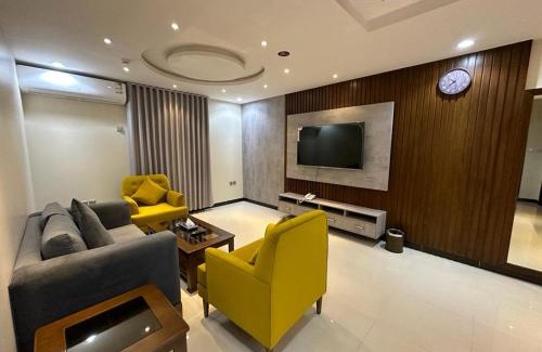 Tabuk Apartment | شقق إقامة سعيدة للشقق المخدومة