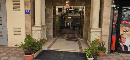 Nasr City Apartment | شقه فندقيه مدينه نصر شارع رياض شمس