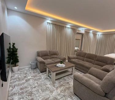 Tabuk Apartment | شقه مفروشه قريبه من المطار