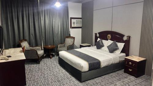 Nejran Hotel | فندق كراون نجران