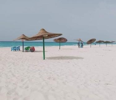 Al-Hammam Ski Chalet | قرية الكروان شالية بجنينة خاصة 2 غرفة نوم