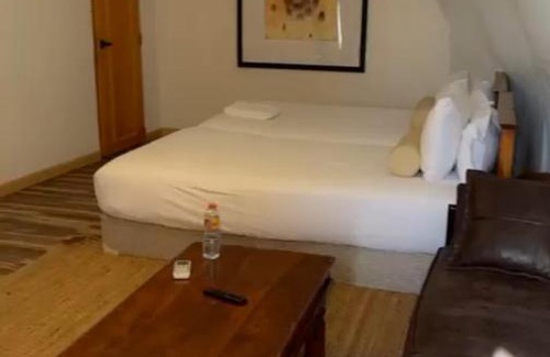 Ras Al Khaimah House | مزرعه ديزرت بريز راس الخيمه بها حمام سباحه وملاعب للاطفال و سينيما