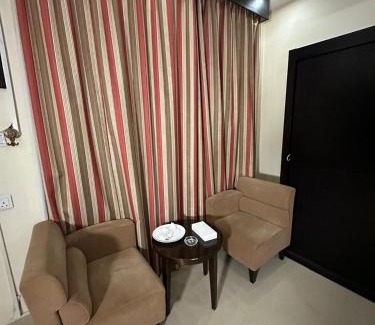 Buraydah Apartment | منازل الحمراء السكنية للشقق المخدومة "إقتصادي"